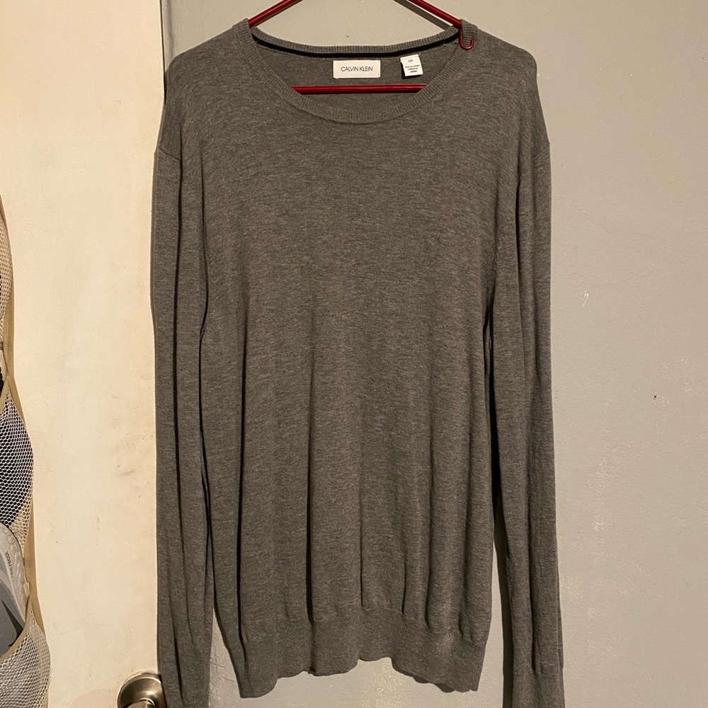 Calvin Klein pullover sweater
